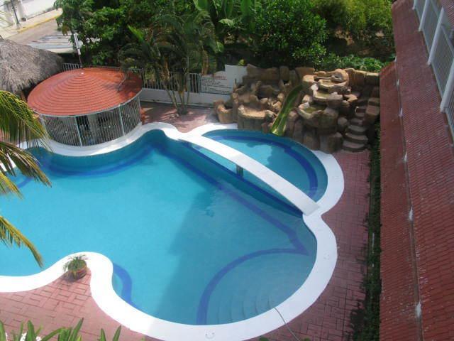 Hotel Y Suites Bugambilias ริงกอน เด กัวยาบิโตส ภายนอก รูปภาพ