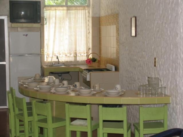 Hotel Y Suites Bugambilias ริงกอน เด กัวยาบิโตส ห้อง รูปภาพ